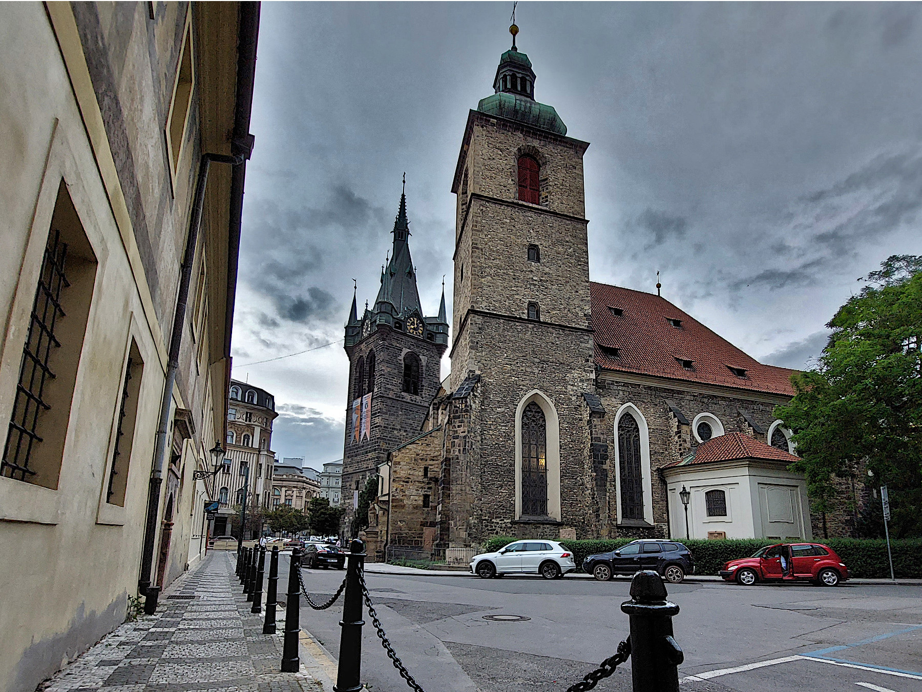 KOSTEL SV. JINDICHA A KUNHUTY - PRAHA NOV MSTO