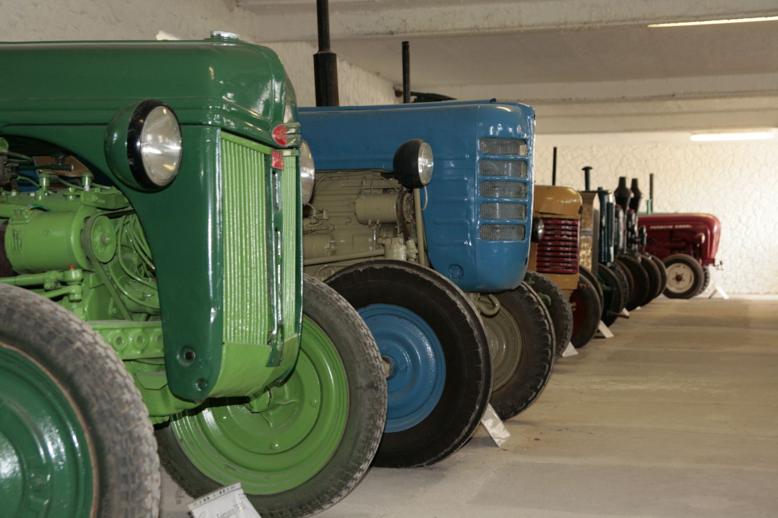 MUZEUM TRAKTOR A ZEMDLSK TECHNIKY CHOTOU