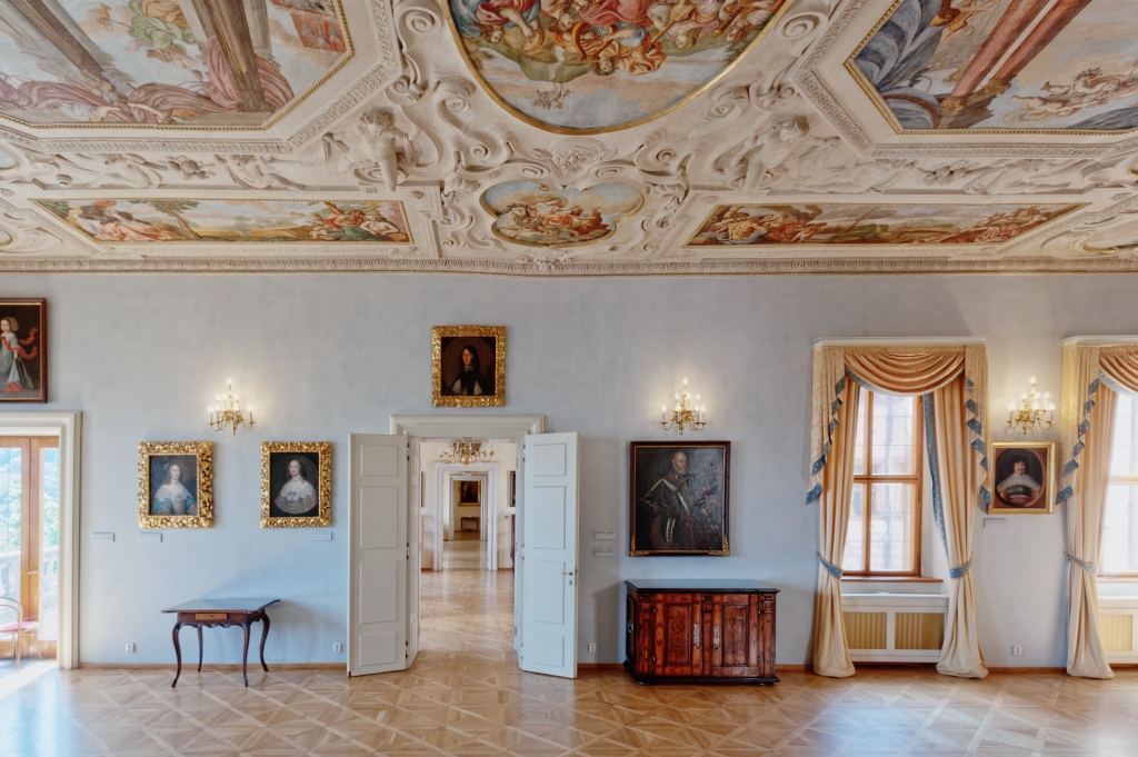 LOBKOWICZKÝ PALÁC - PRAHA HRADČANY