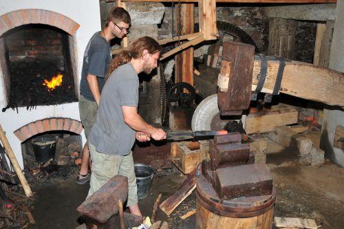 lakhamr v Hamrech nad Szavou